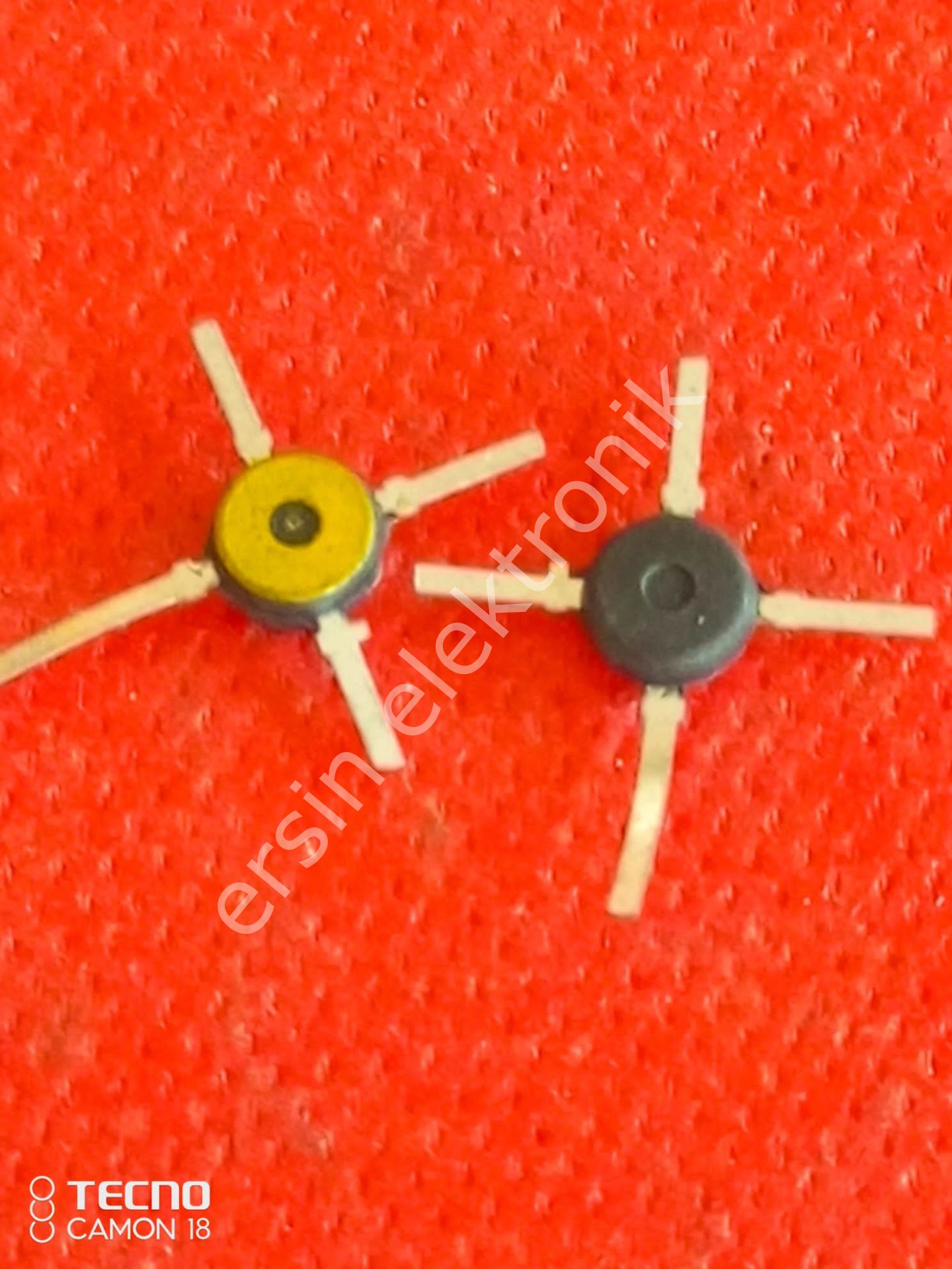 BF960 / 30mA, 20V, NPN