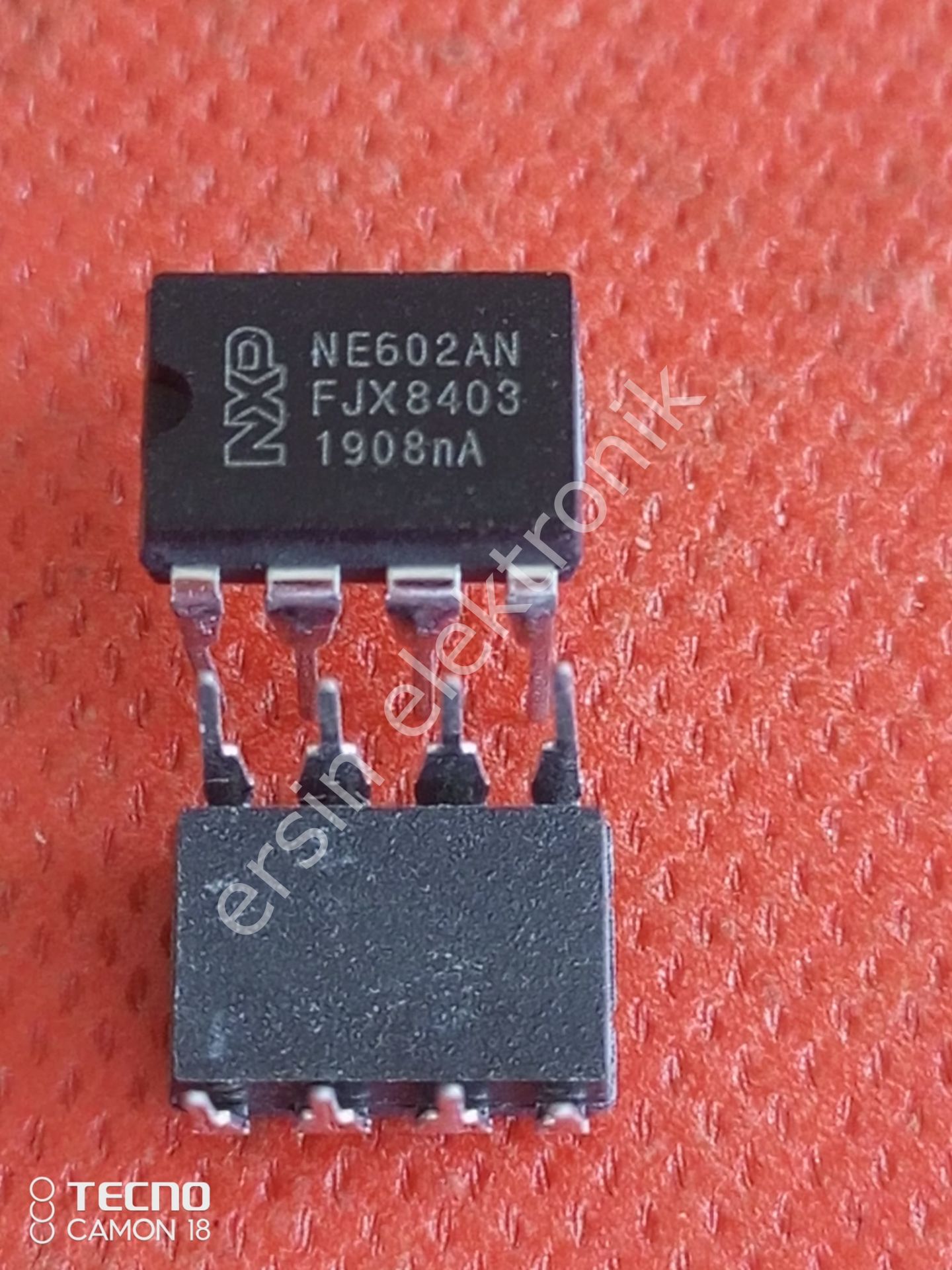 NE602 ( LM602 ) ( SA602 ) Double-balanced mixer and oscillator  (SSB Verici ve alıcılar için balans modülatör ve Mikser)
