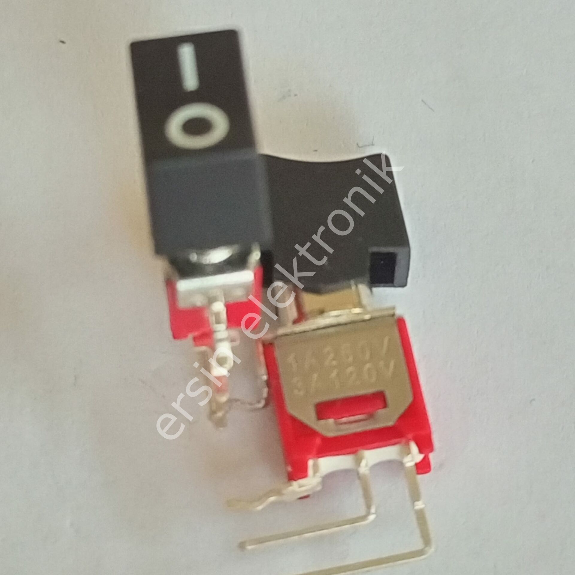 ON-OFF Switch 1A 250V 3A 120V C&K Mini Tip (y-0)
