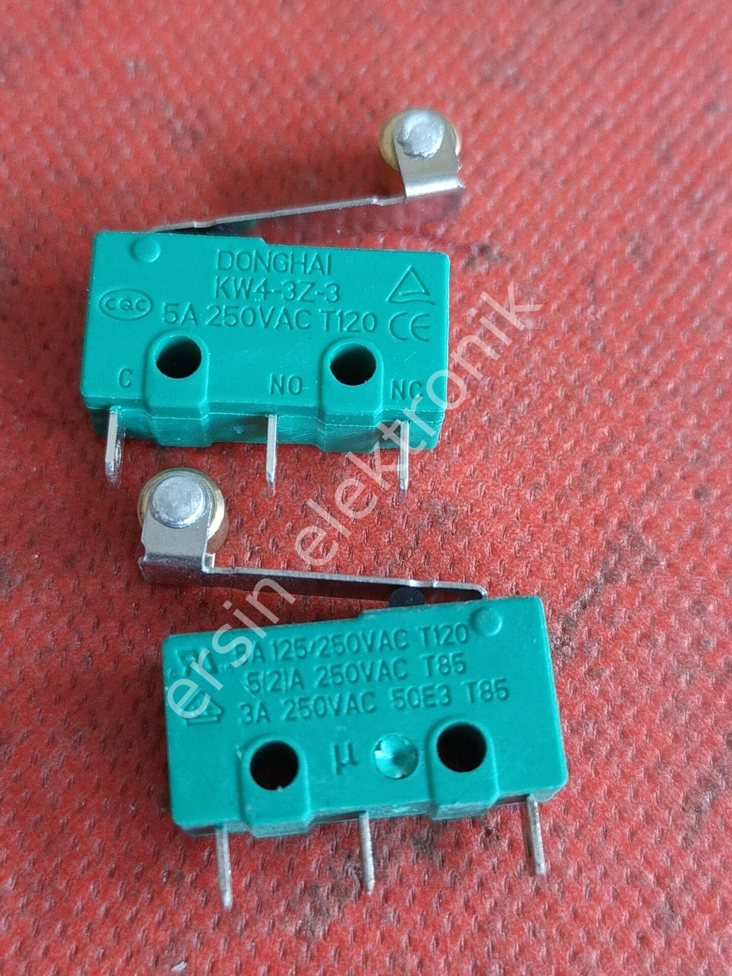 Micro Switch 20mm Paletli Makaralı (KW4-3Z-3 )5A 125/250V AC (Mikro Siviç)