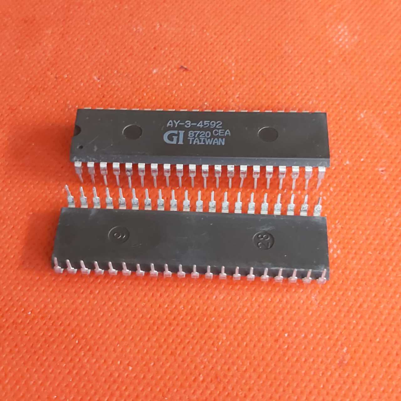 AY-3-4592 Capacitive Keyboard Encoder and Keyboard Controller (HB)