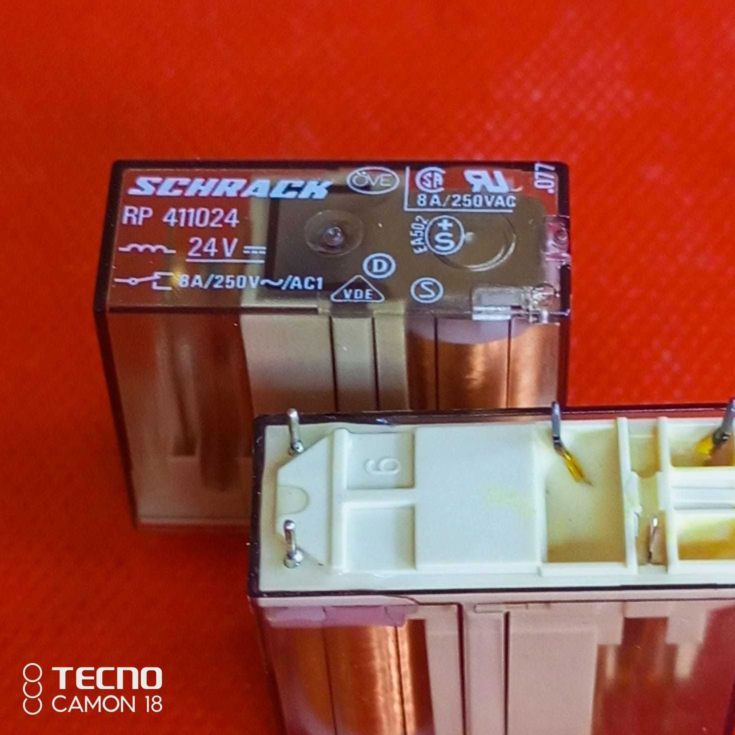 RP411024 1Kontak 8A 24V AC /Schrack Röle