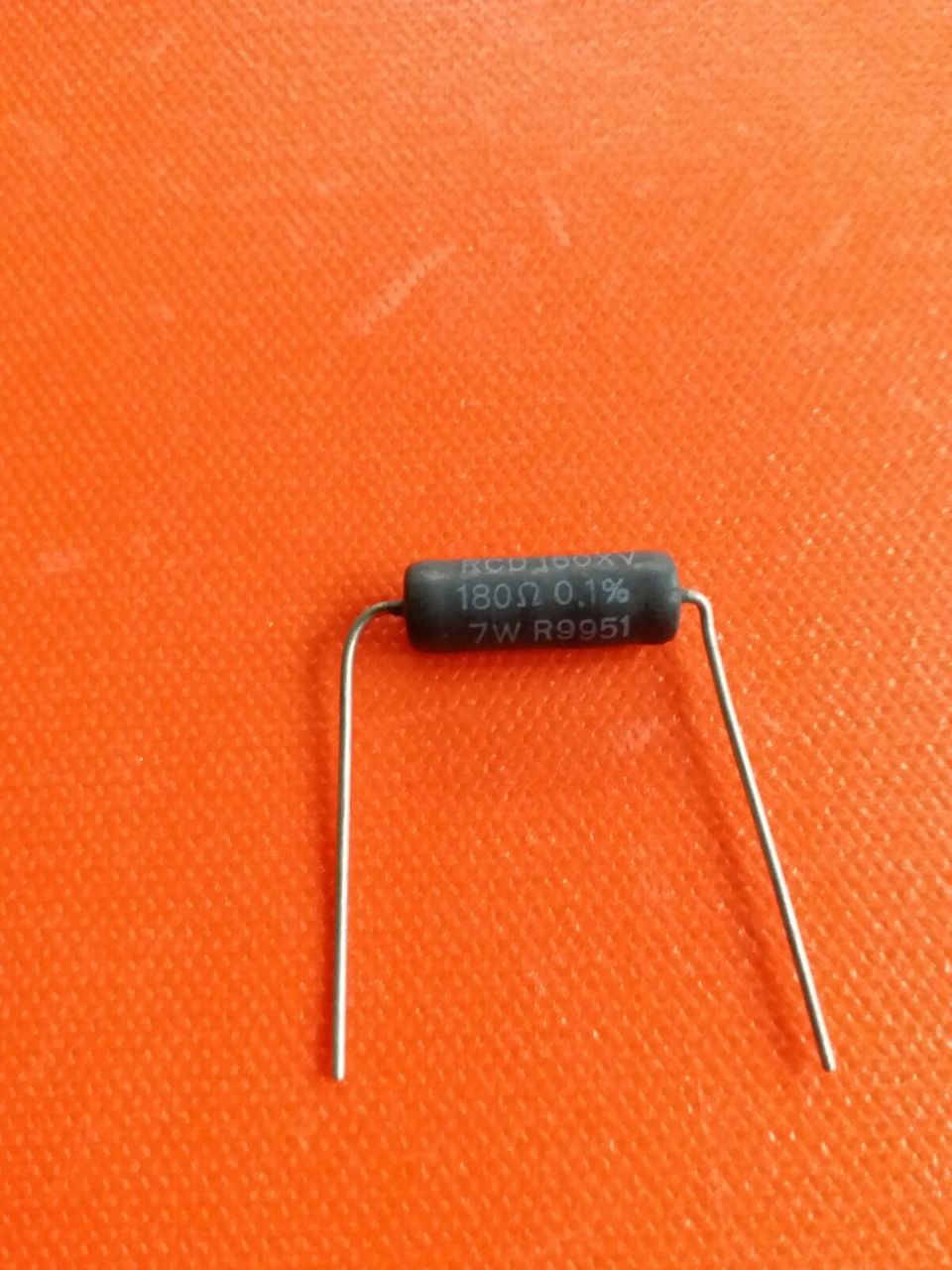 180R 7W %0.1 Direnç (Dale )