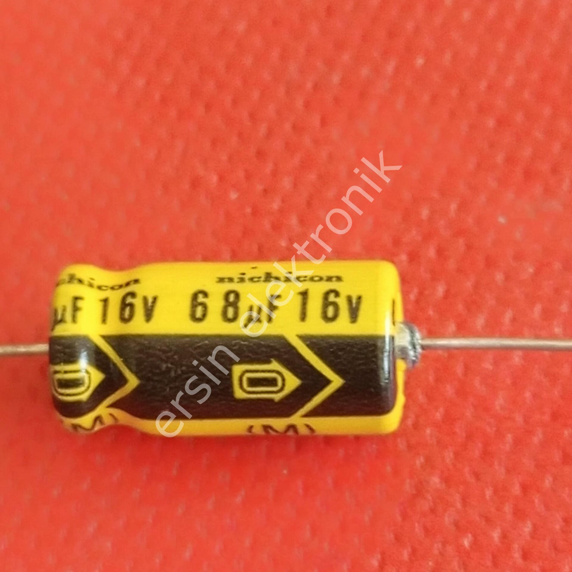 68uF 16V  Aksiyel (Axial)  Kondansatör NICHICON orjinal