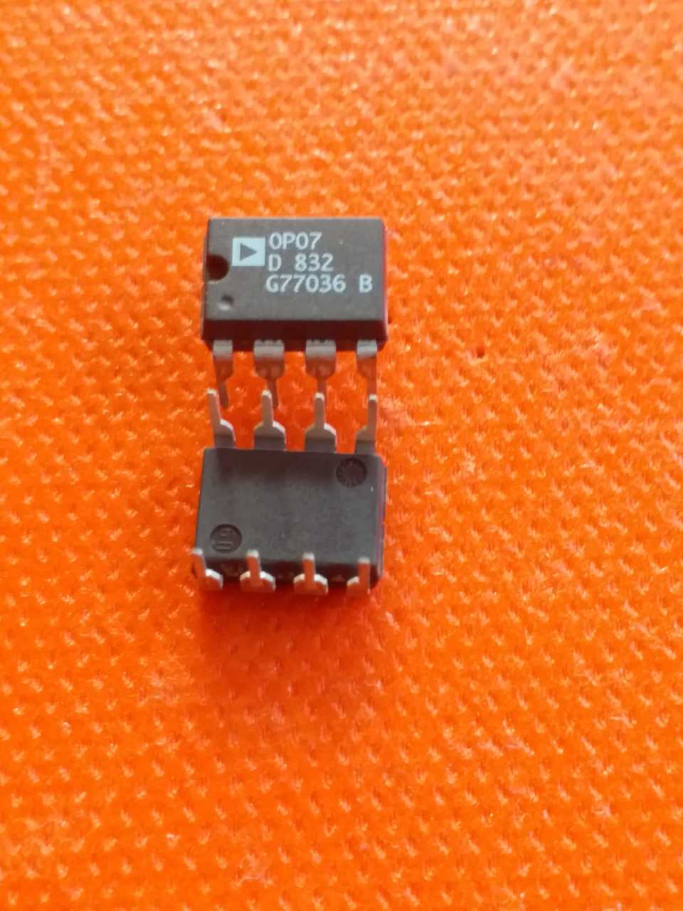 OP07 (OP07D)Ultralow Offset VoltageOperational Amplifier   (Orijinal)