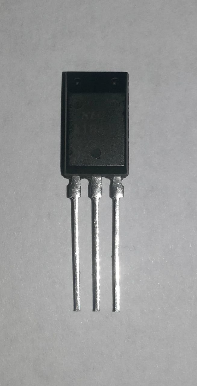 2SA1841 / 8A, 100V, PNP