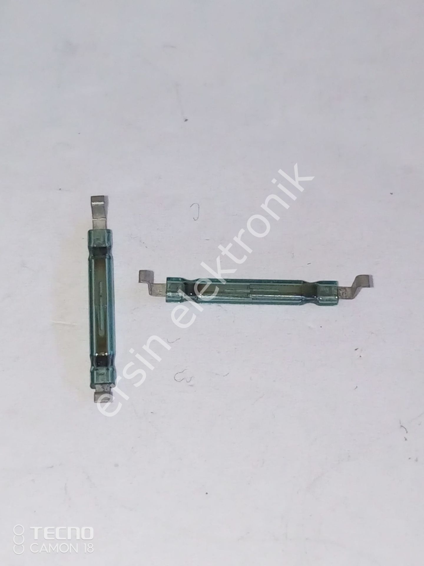 RI-02 SMD  Reed  Switch (Röle) (14 mm uzunluk) (Normalde Açık)