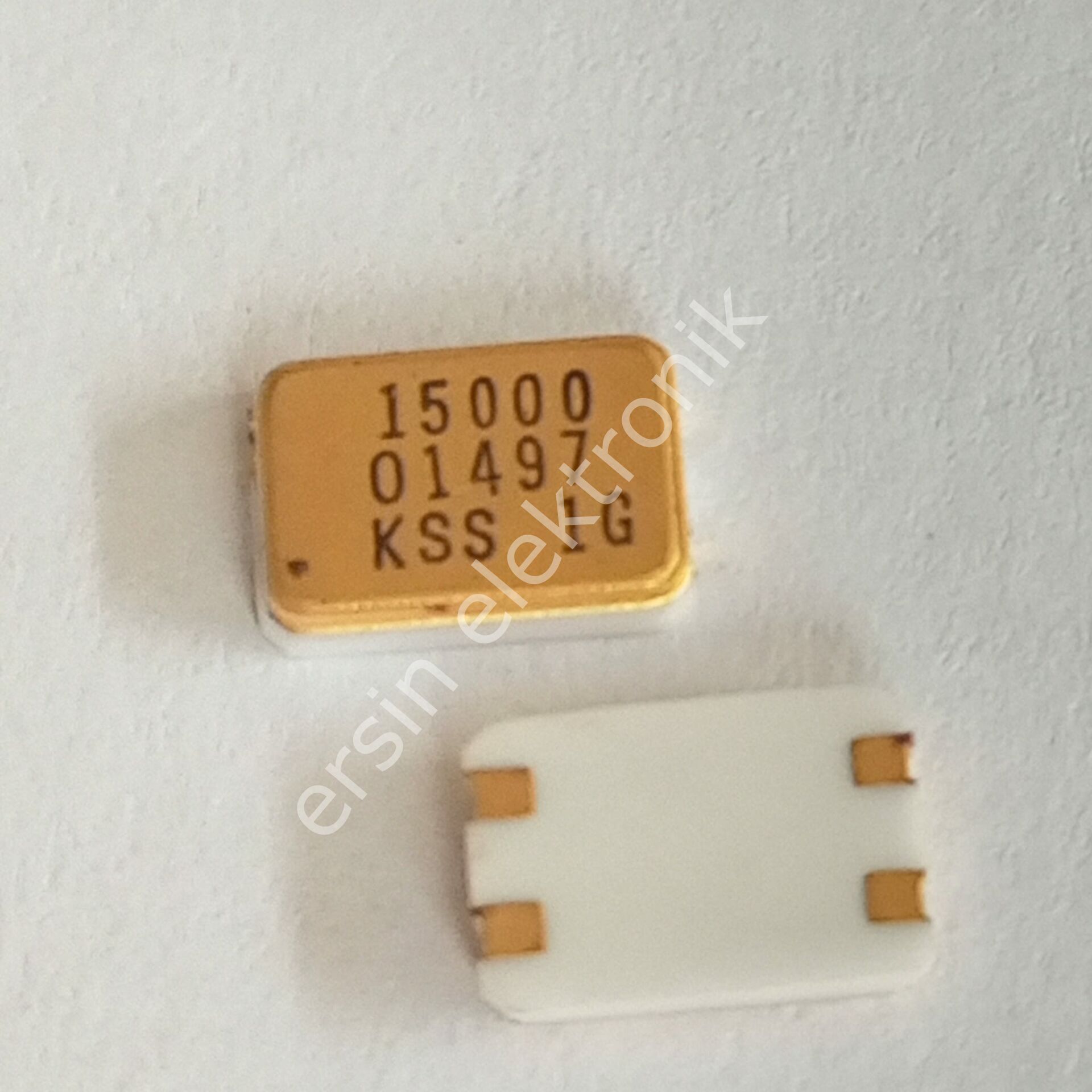 15MHz (15000) smd Kristal