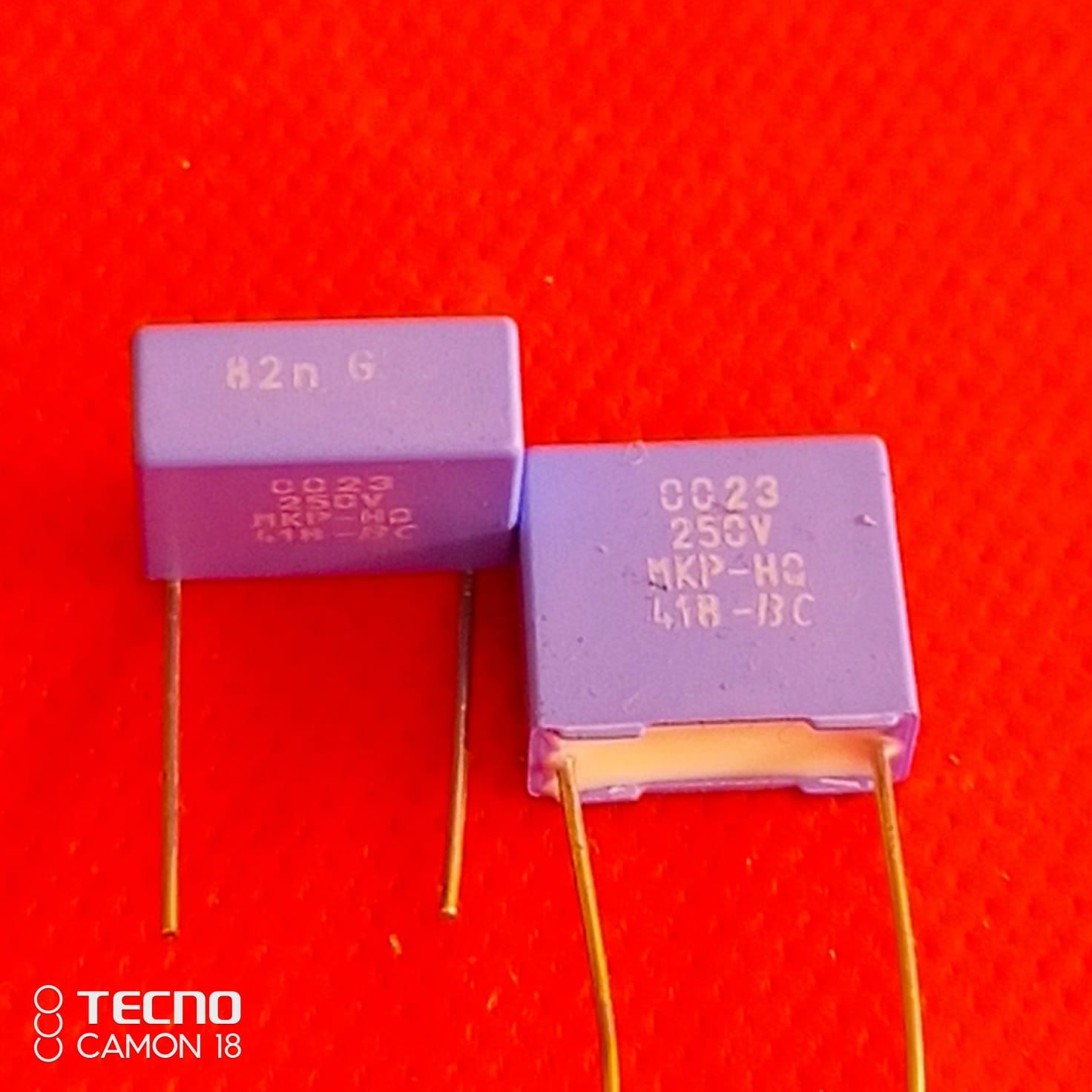 82nF 250V Polyester  Kondansatör (Pin Aralığı:10mm)