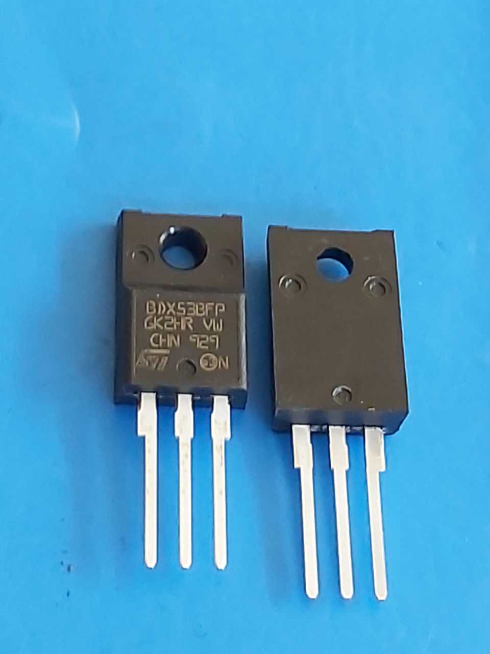 BDX53BFP 100V 8A NPN SILICON POWER DARLINGTON TRANSISTOR (Orjinal)
