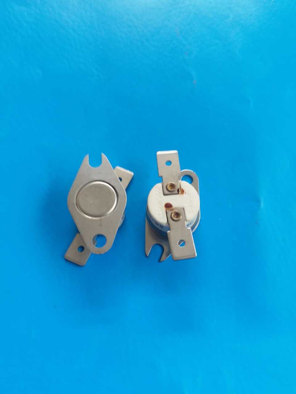 205 Derece Termik Sigorta L205C  Seramik Termostat Normalde Kapalı  (2450RC) (b.ky)