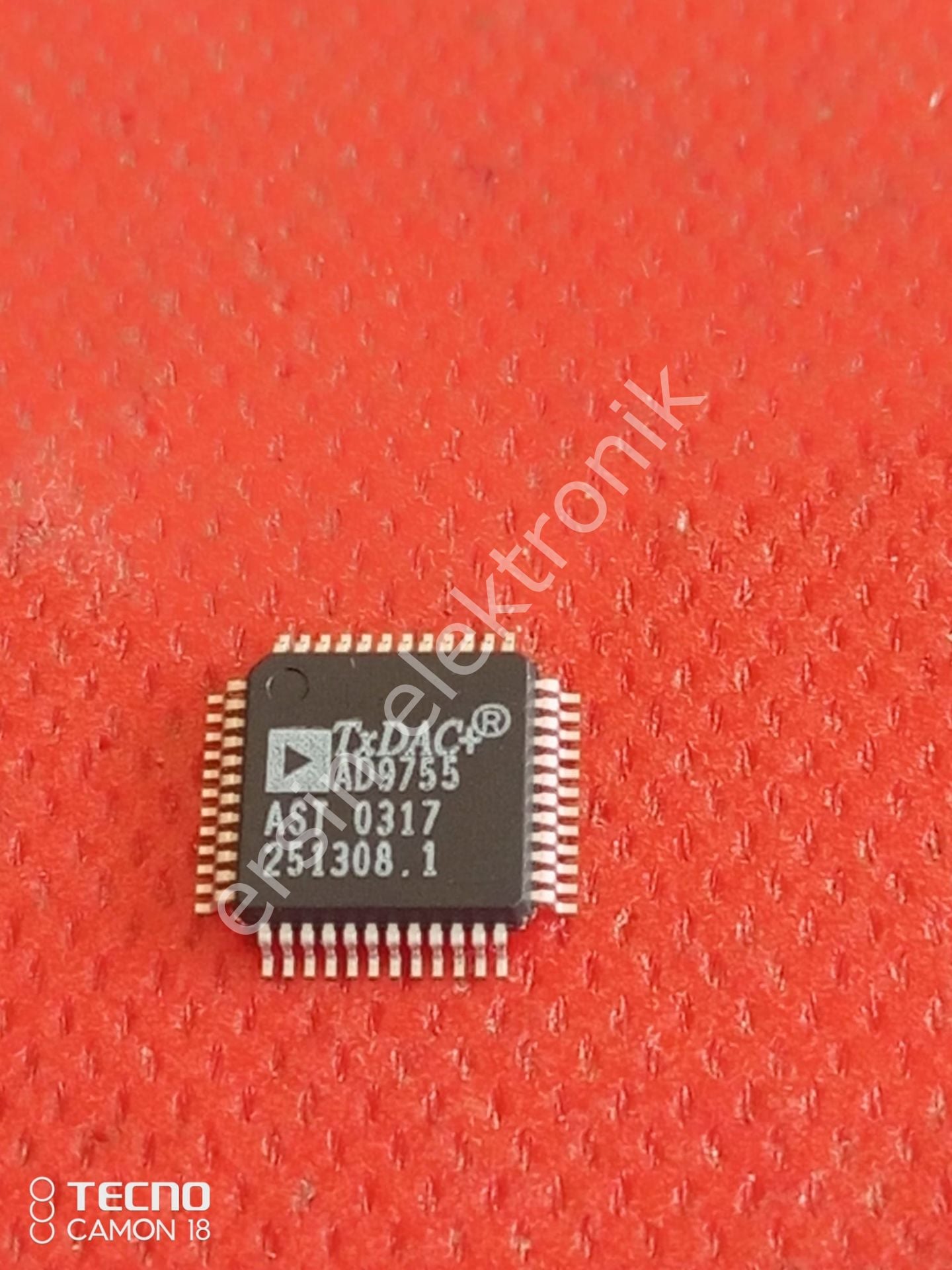 AD9755AST 14-Bit, 300 MSPS  High Speed TxDAC+® D/A Converter