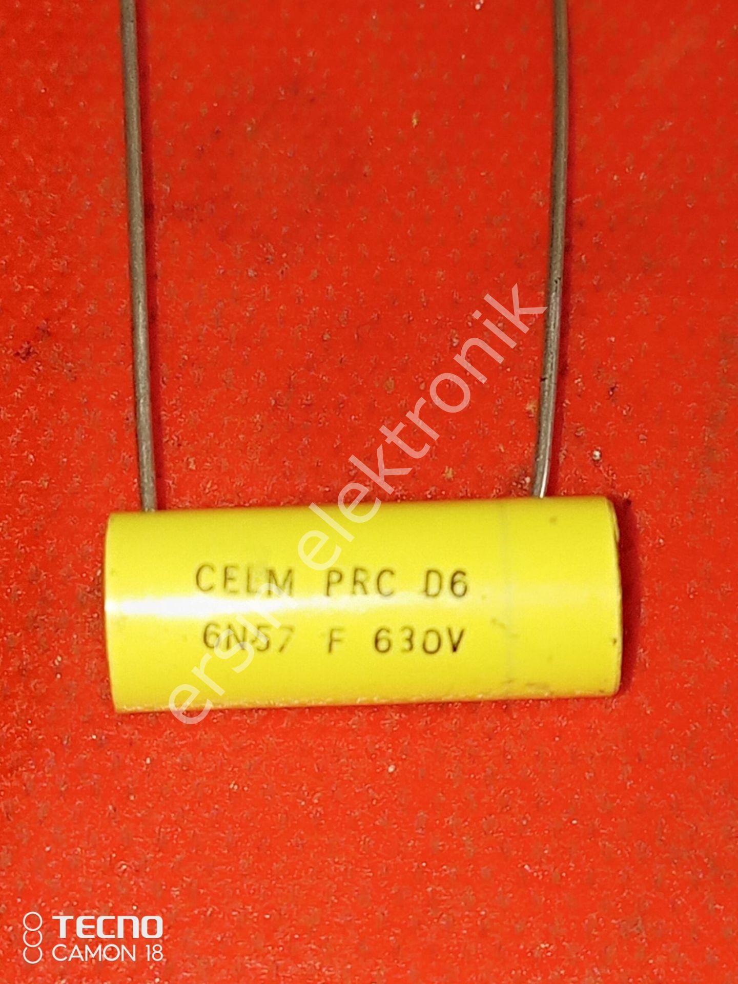 6.57nF  (6N57)  Aksiyel (Axial) Kondansatör