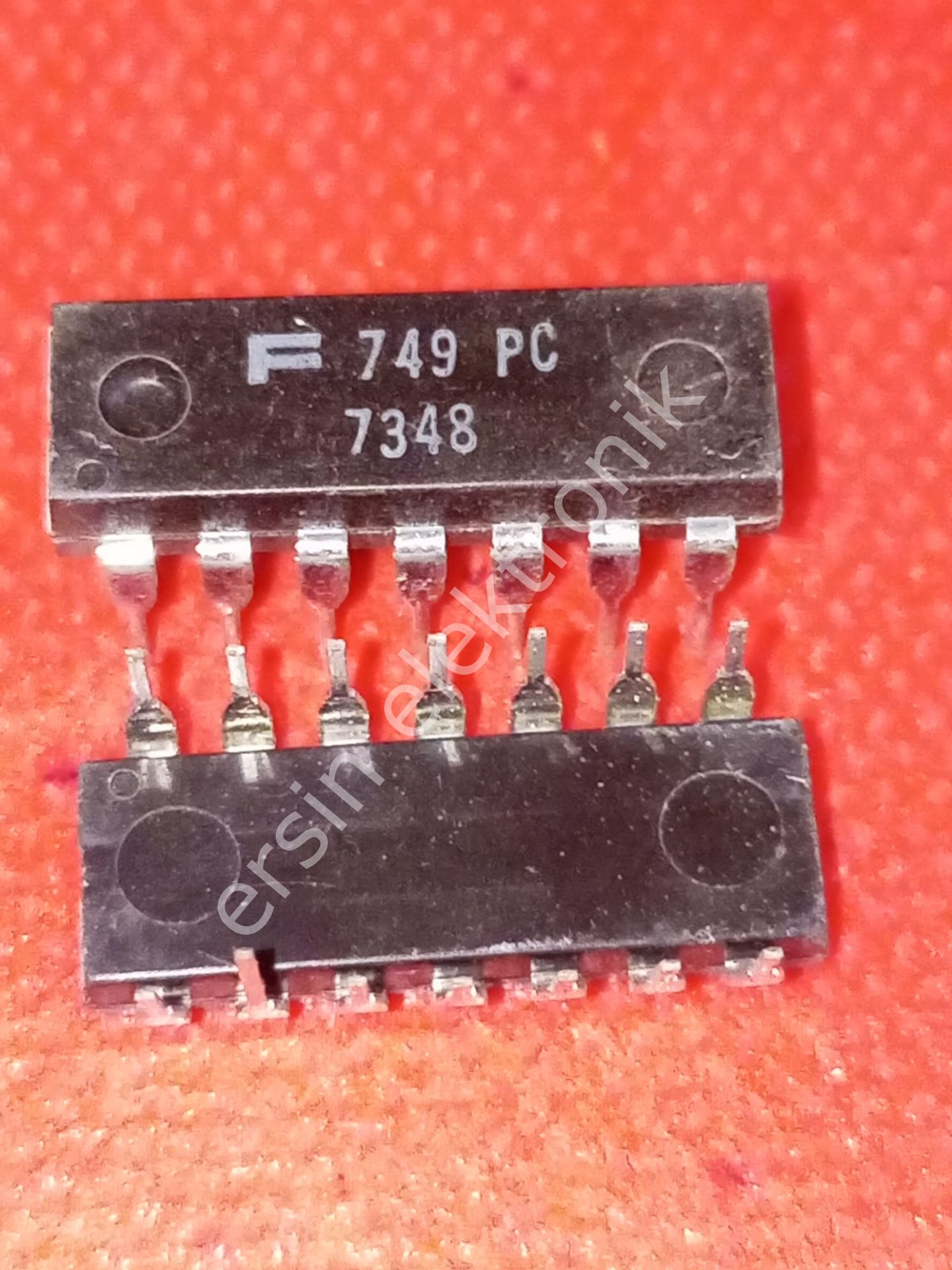 LM749PC (UA749PC / UA749 / LM749)