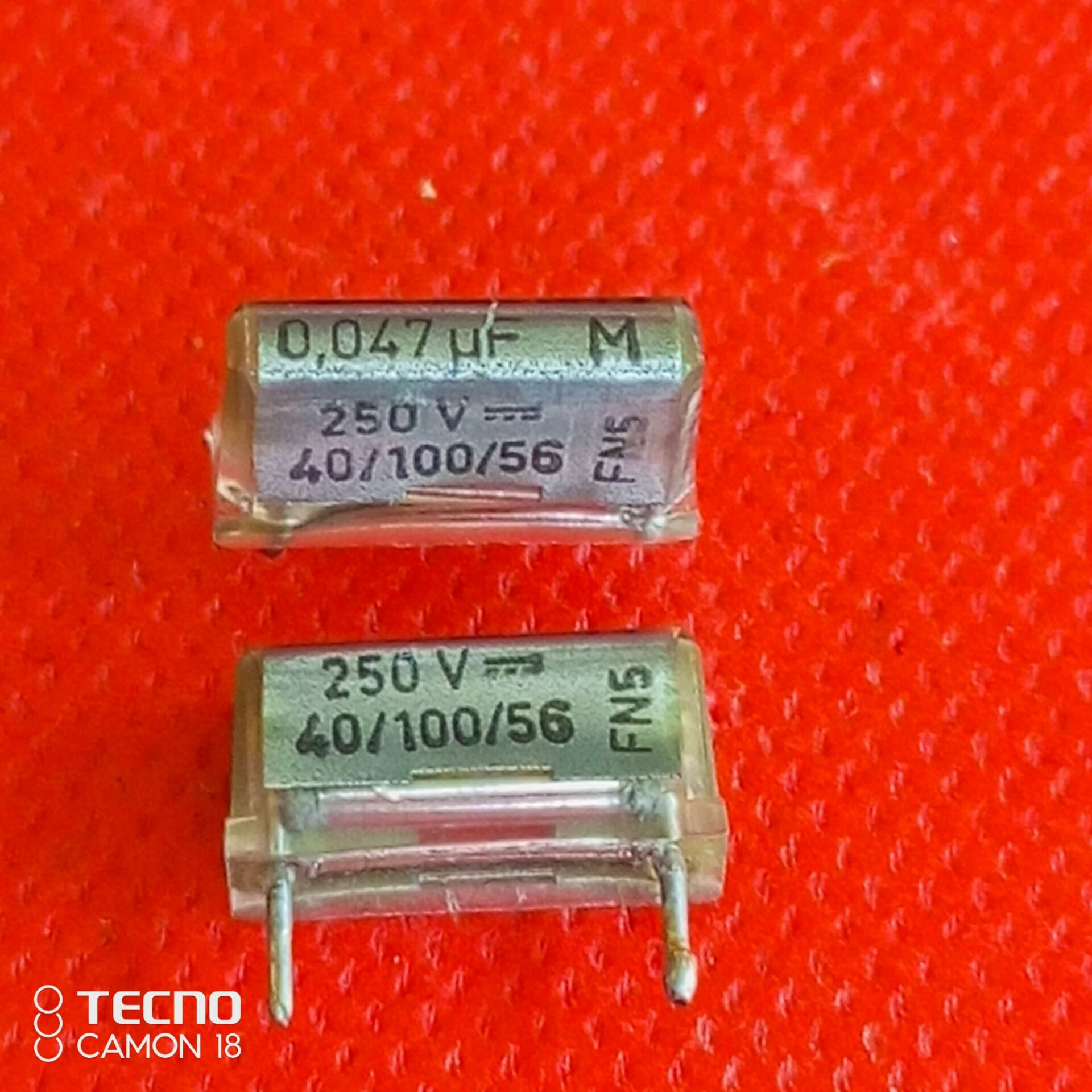 47nF 250V (0.047UF-250V) Stroflex (Strofleks) kondansatör (Bacak Aralığı 10mm)