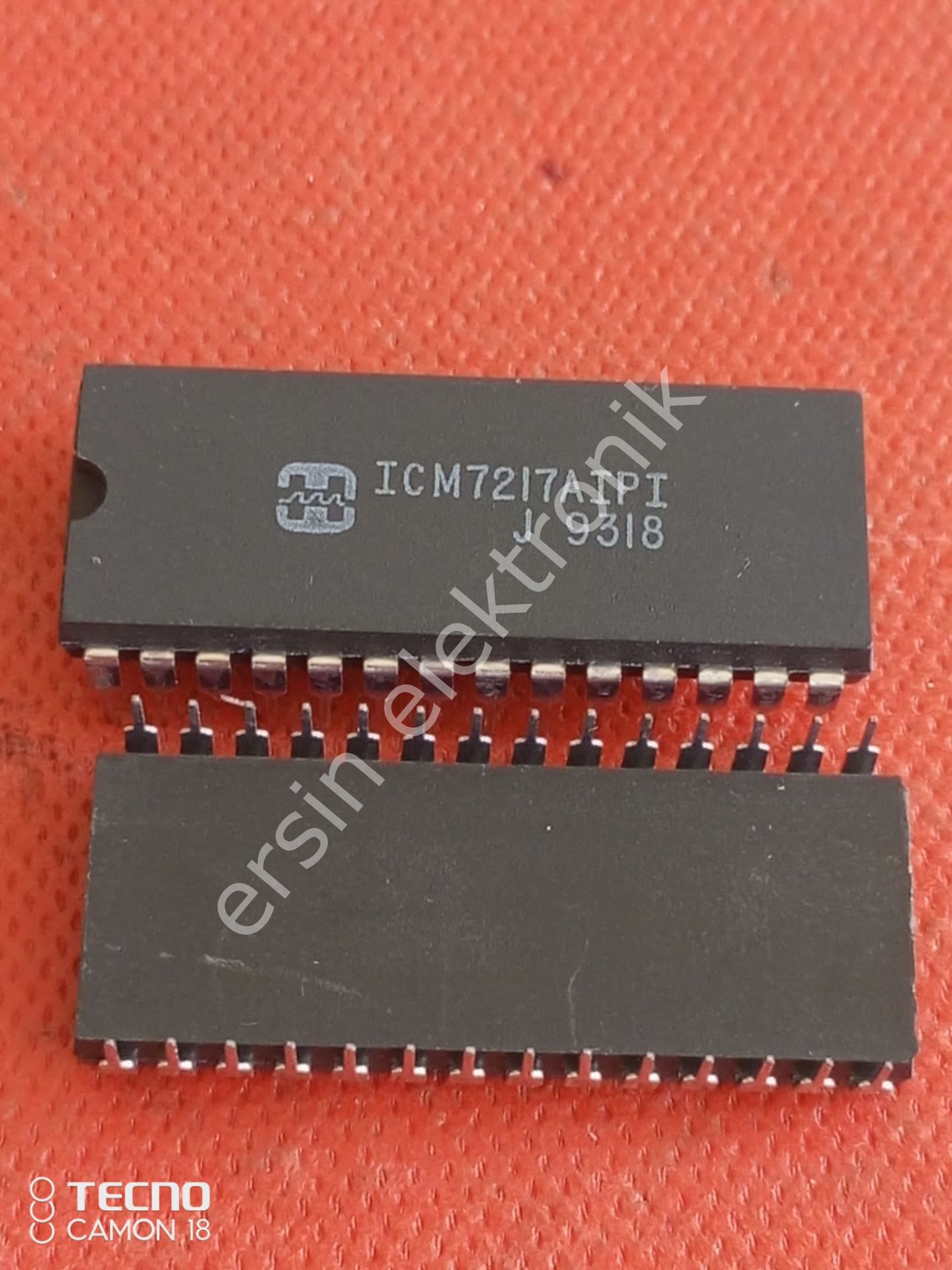 ICM7217AIPI 4-Digit LED Display, Programmable Up/Down Counter