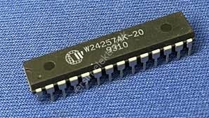 W24257AK-20  256-Kbit (32 K × 8) Static RAM (SRAM)