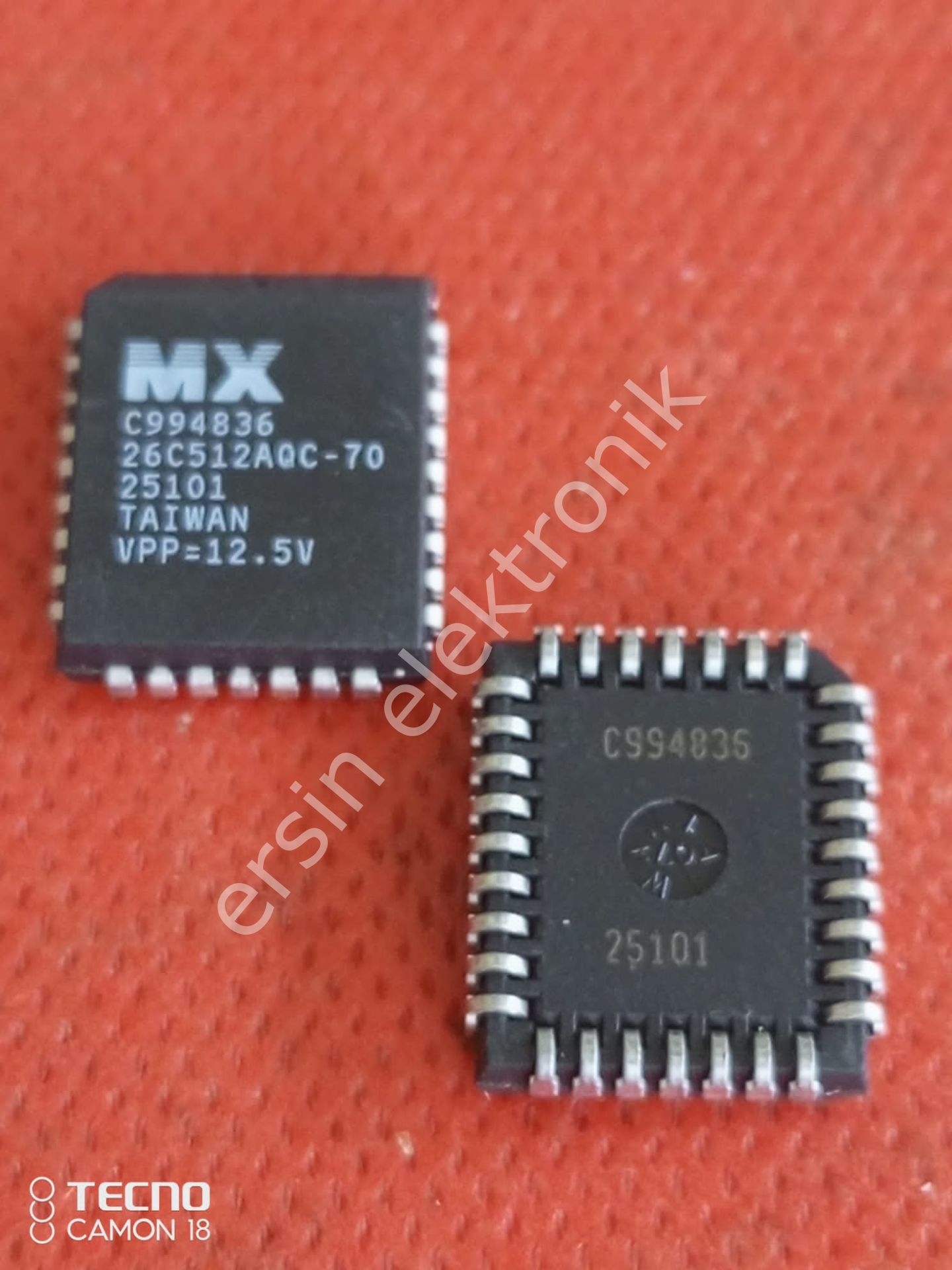 26C512AQC-70  PLCC ( W27C512-70 ) (W27E512) EPROM