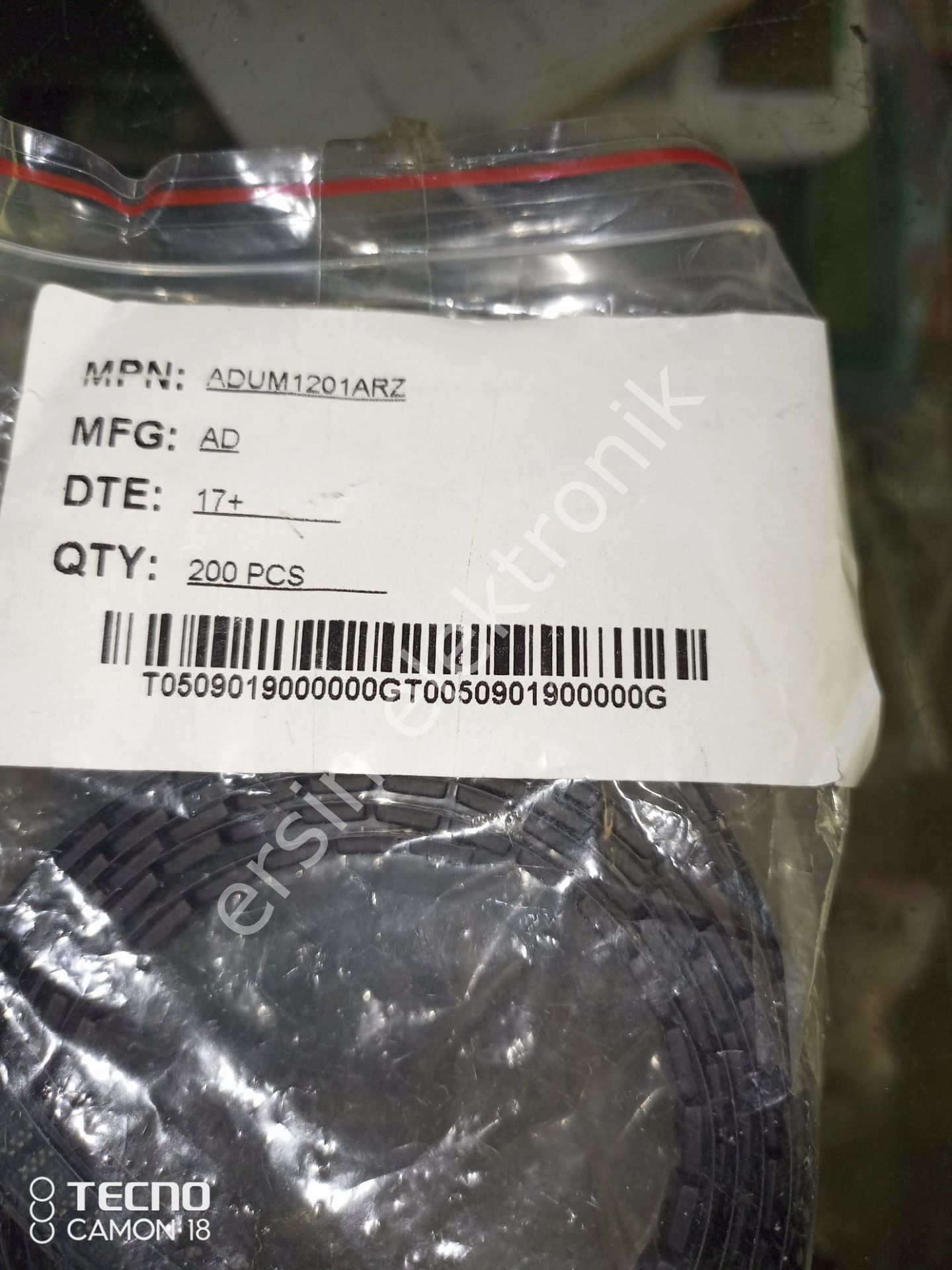 ADuM1201ARZ  Dual-Channel Digital Isolator SMD