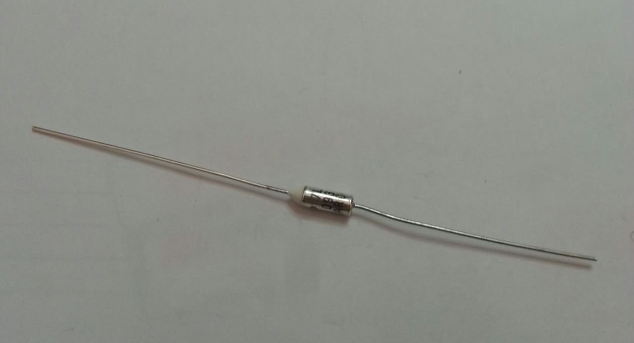 93C  Derece Termik Sigorta Isı Sigortası ( 7L 093C CCARC)