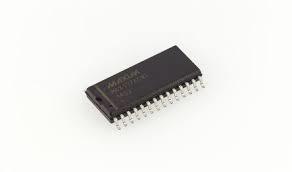 MAX197ACWI Multi-Range (±10V, ±5V, +10V, +5V), Single +5V, 12-Bit DAS with 8+4 Bus Interface