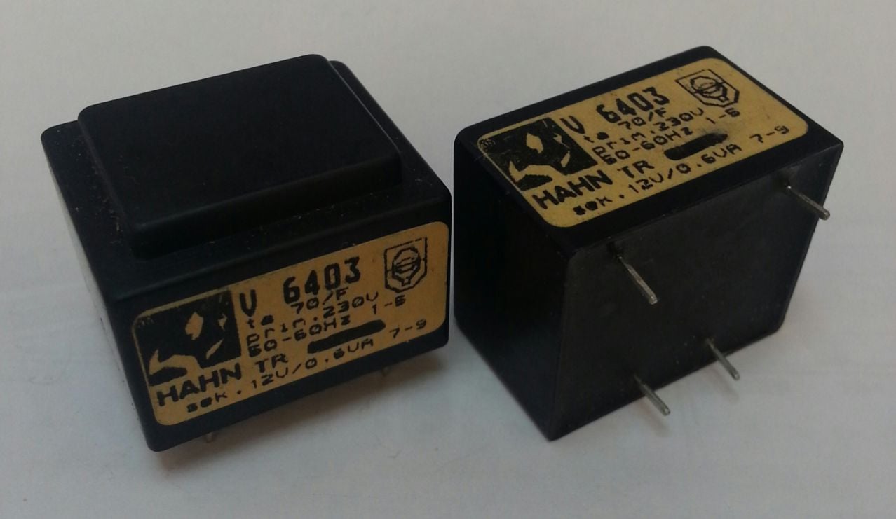 V6403 12V 0.6VA  50-60Hz 230V Trafo