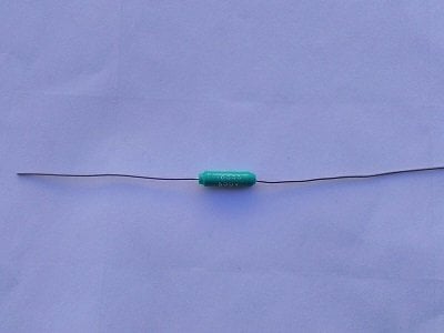 3.3nF 500V (0.0033uF-500V) Aksiyel (Axial) Polyester Kondansatör