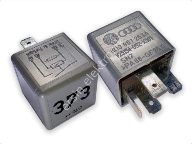 V23134-B52-X301 (373) (8D0 951 253A) 12V Oto Rölesi